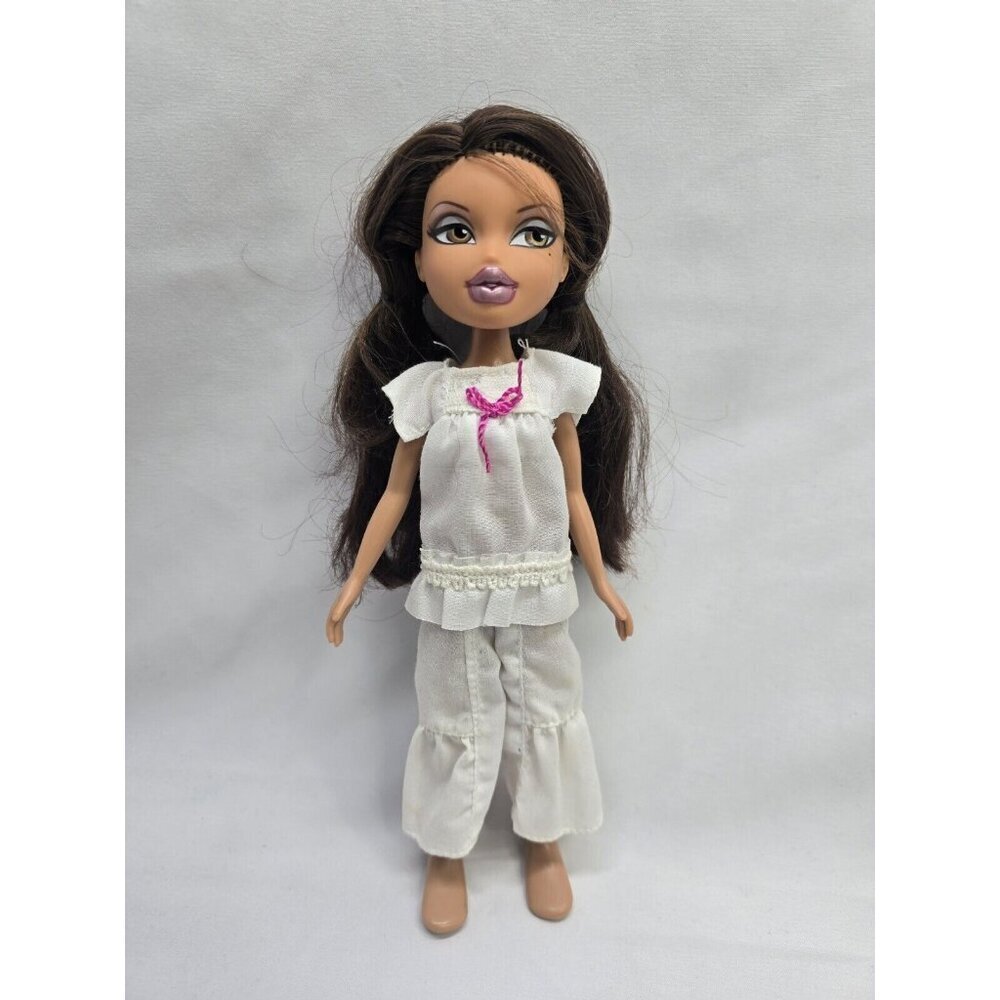 Bratz Yasmin Sleep-Over Doll, White with Pink Bow Outfit, 3rd Edition Mark Cheek
